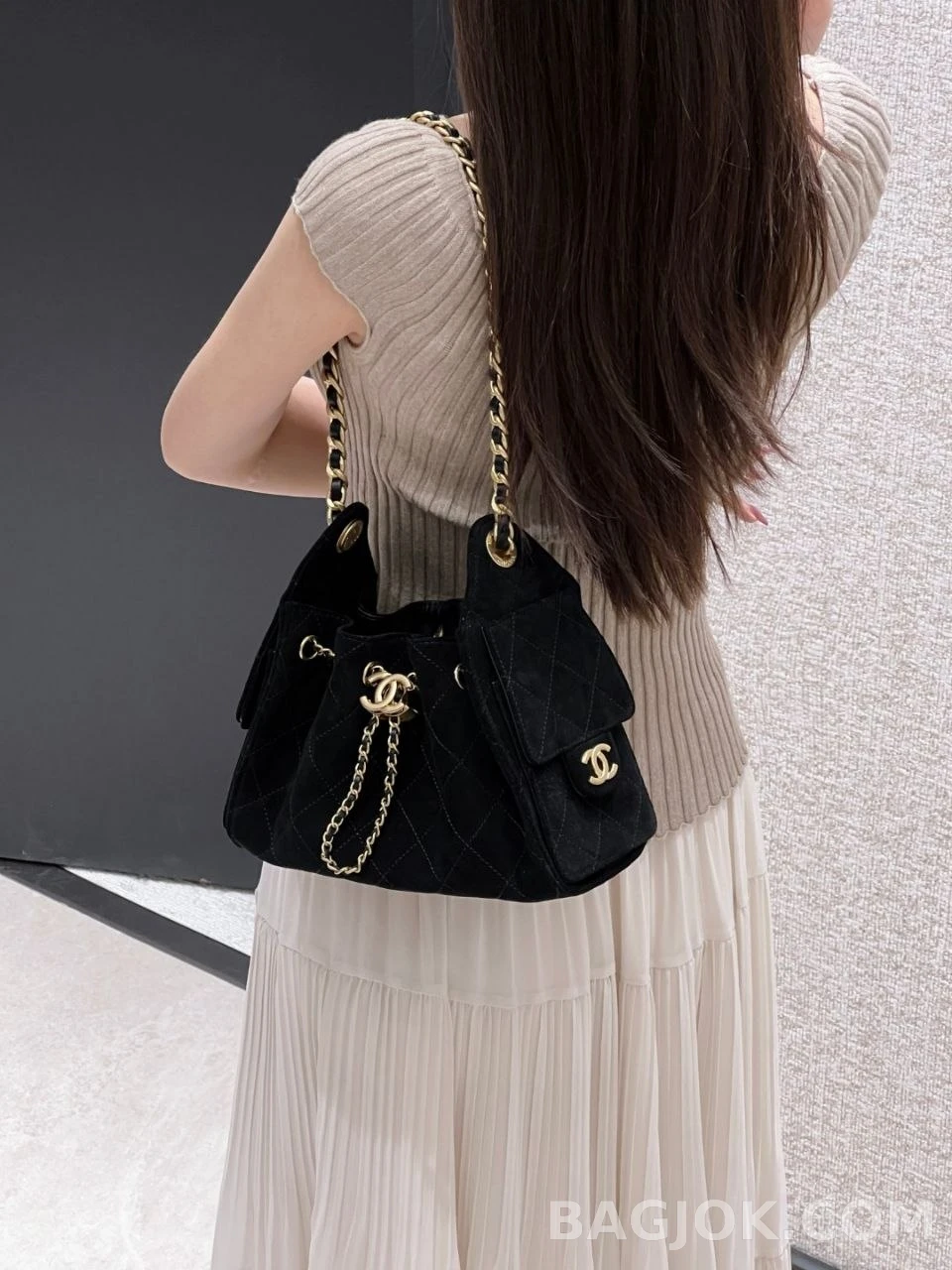 샤넬 Chanel 26C 호보백 미니 스웨이드 상세 이미지