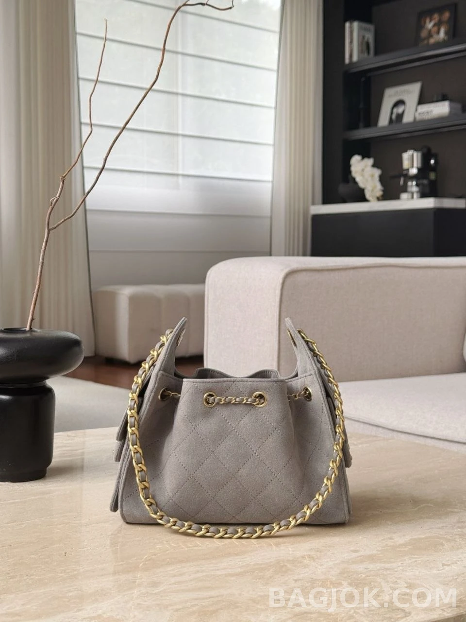 샤넬 Chanel 26C 호보백 미니 스웨이드 상세 이미지