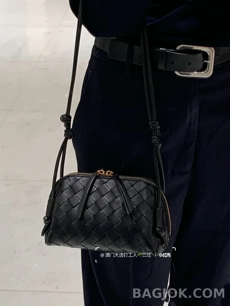 보테가베네타 Bottega Veneta 콘서트 파우치 상세 이미지