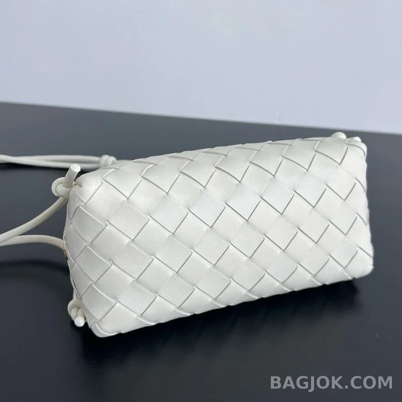보테가베네타 Bottega Veneta 콘서트 파우치 상세 이미지