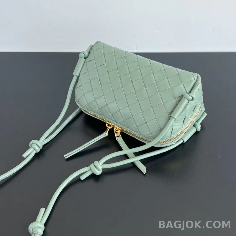 보테가베네타 Bottega Veneta 콘서트 파우치 상세 이미지