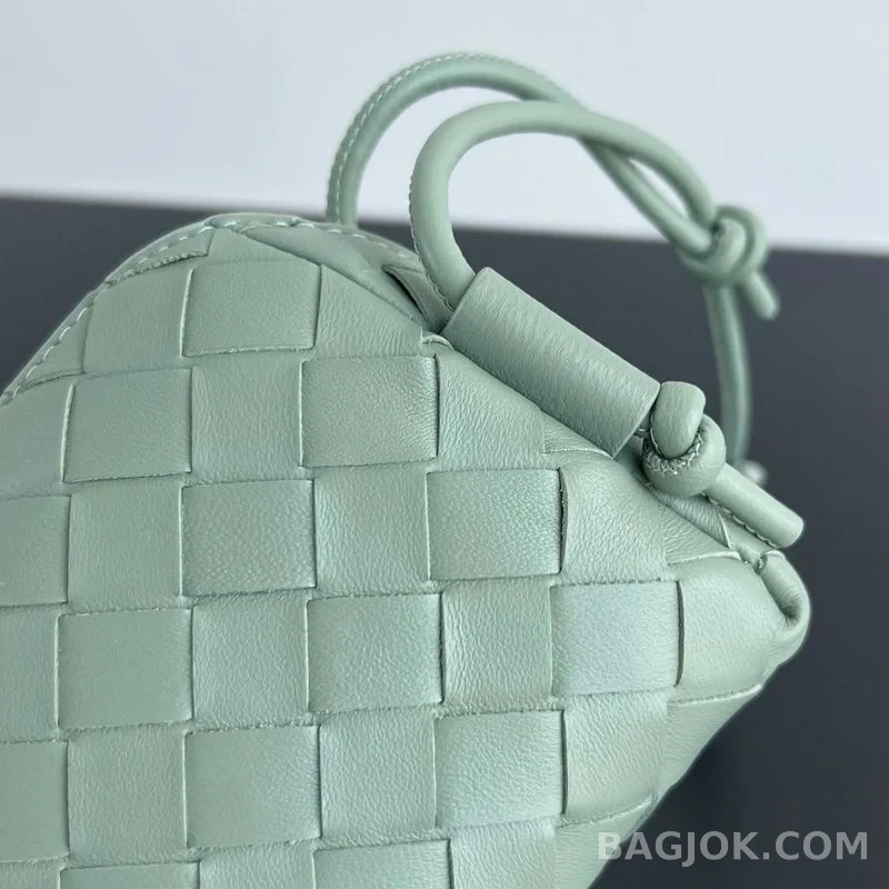 보테가베네타 Bottega Veneta 콘서트 파우치 상세 이미지