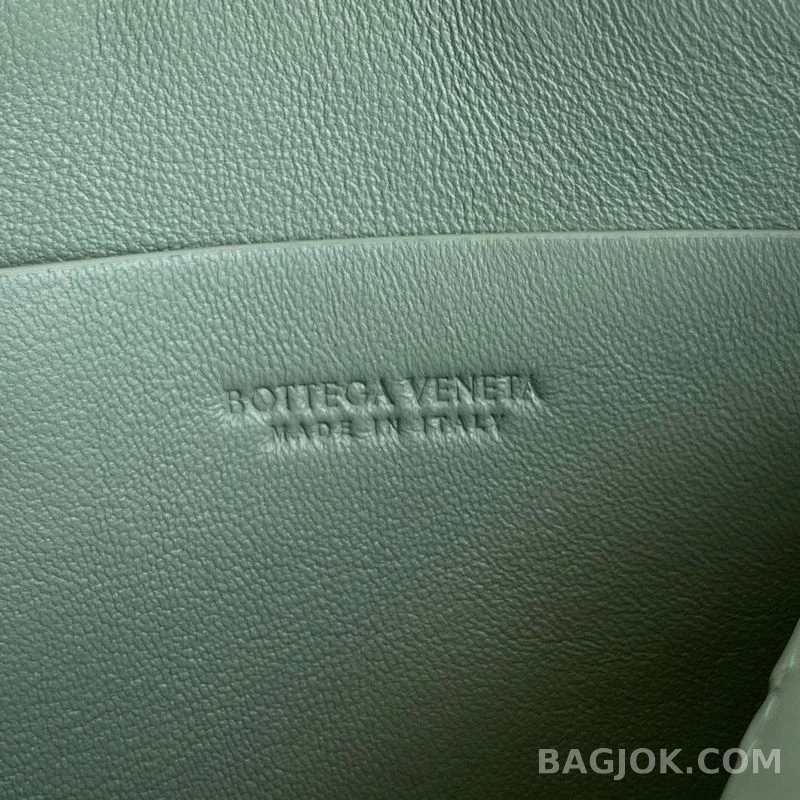 보테가베네타 Bottega Veneta 콘서트 파우치 상세 이미지