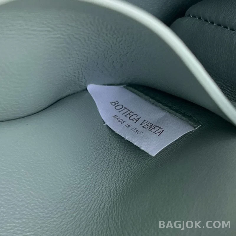 보테가베네타 Bottega Veneta 콘서트 파우치 상세 이미지