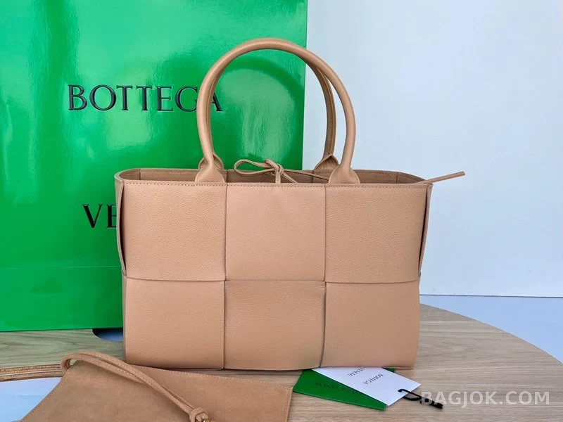 보테가베네타 Bottega Veneta 아르코 토트백 스몰 상세 이미지
