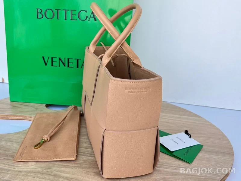 보테가베네타 Bottega Veneta 아르코 토트백 스몰 상세 이미지