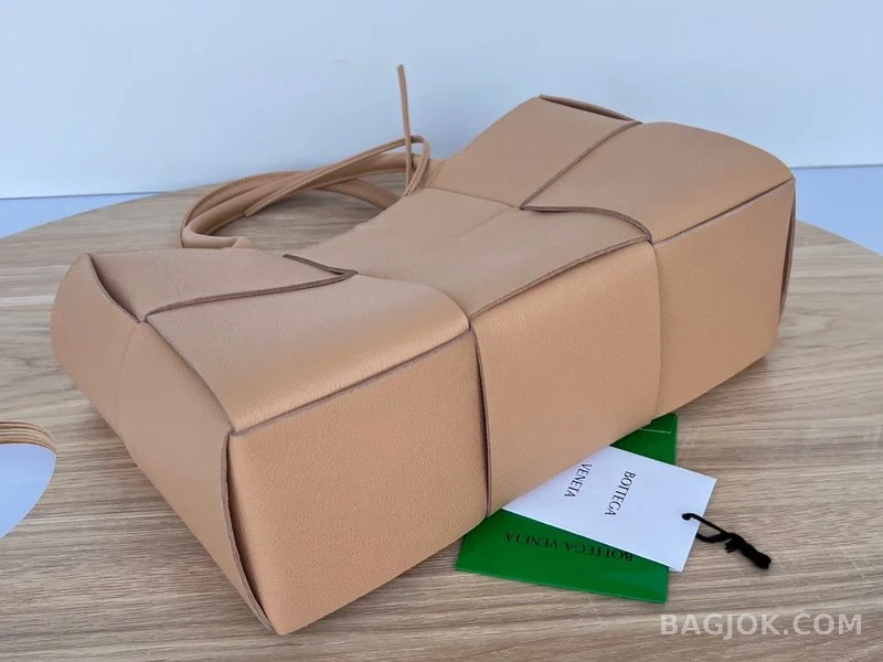 보테가베네타 Bottega Veneta 아르코 토트백 스몰 상세 이미지