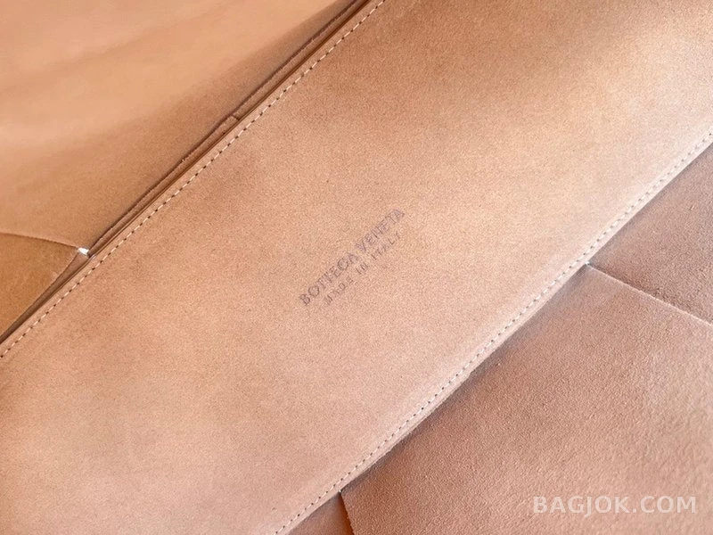 보테가베네타 Bottega Veneta 아르코 토트백 미디움 상세 이미지