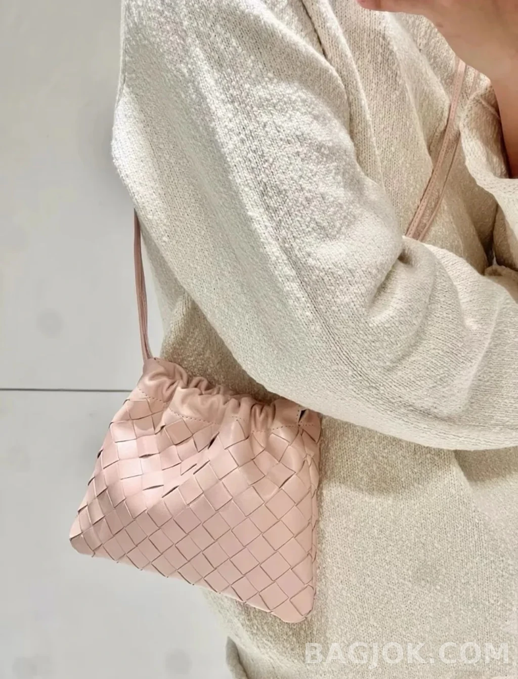 보테가베네타 Bottega Veneta 더스트백 스몰 상세 이미지