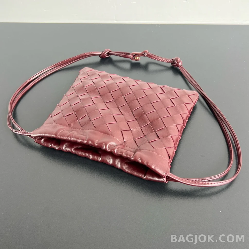 보테가베네타 Bottega Veneta 더스트백 스몰 상세 이미지