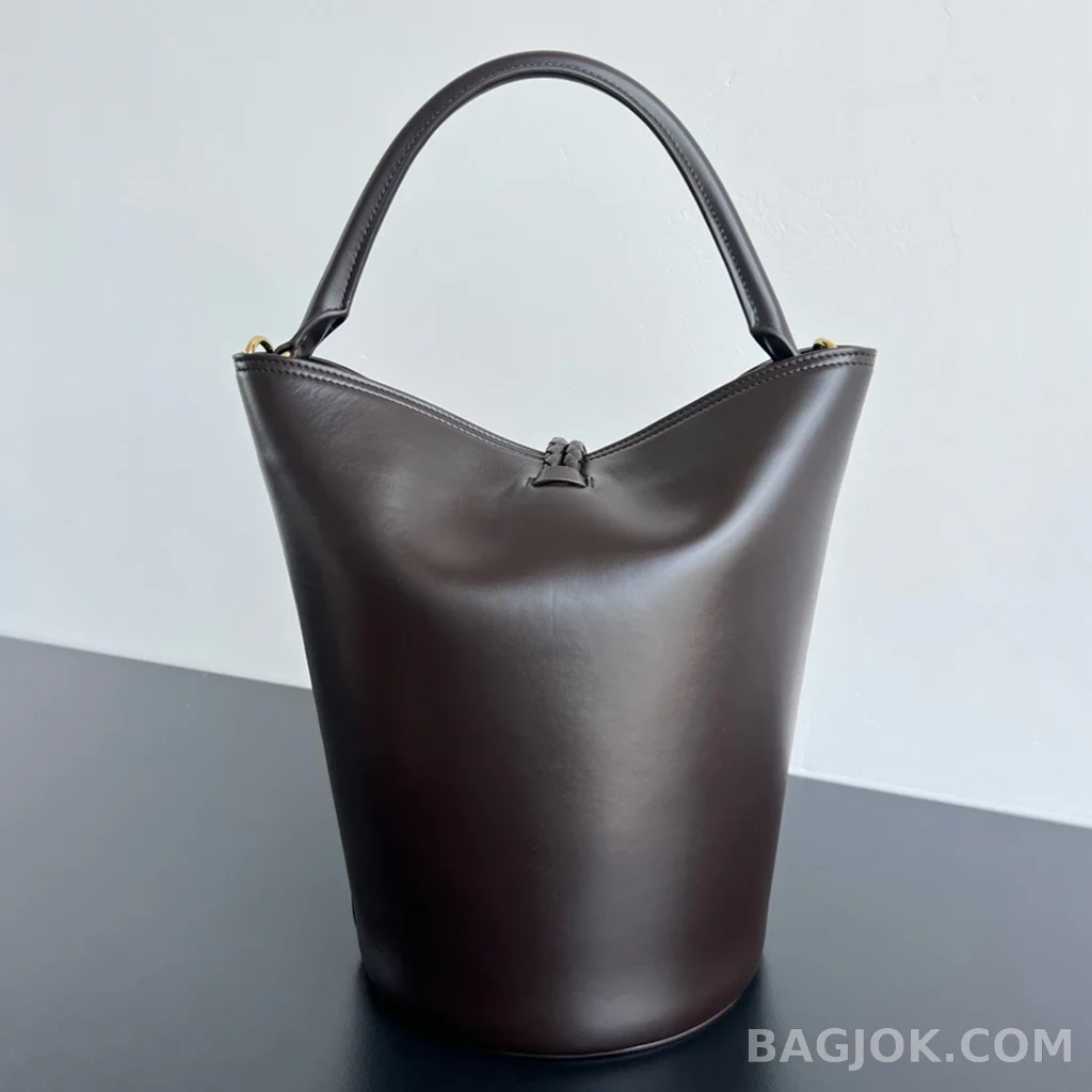 보테가베네타 Bottega Veneta 리베르타 버킷백 상세 이미지