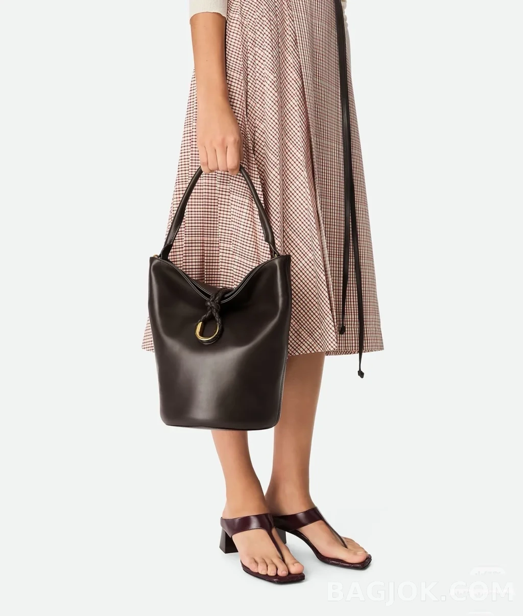 보테가베네타 Bottega Veneta 리베르타 버킷백 상세 이미지