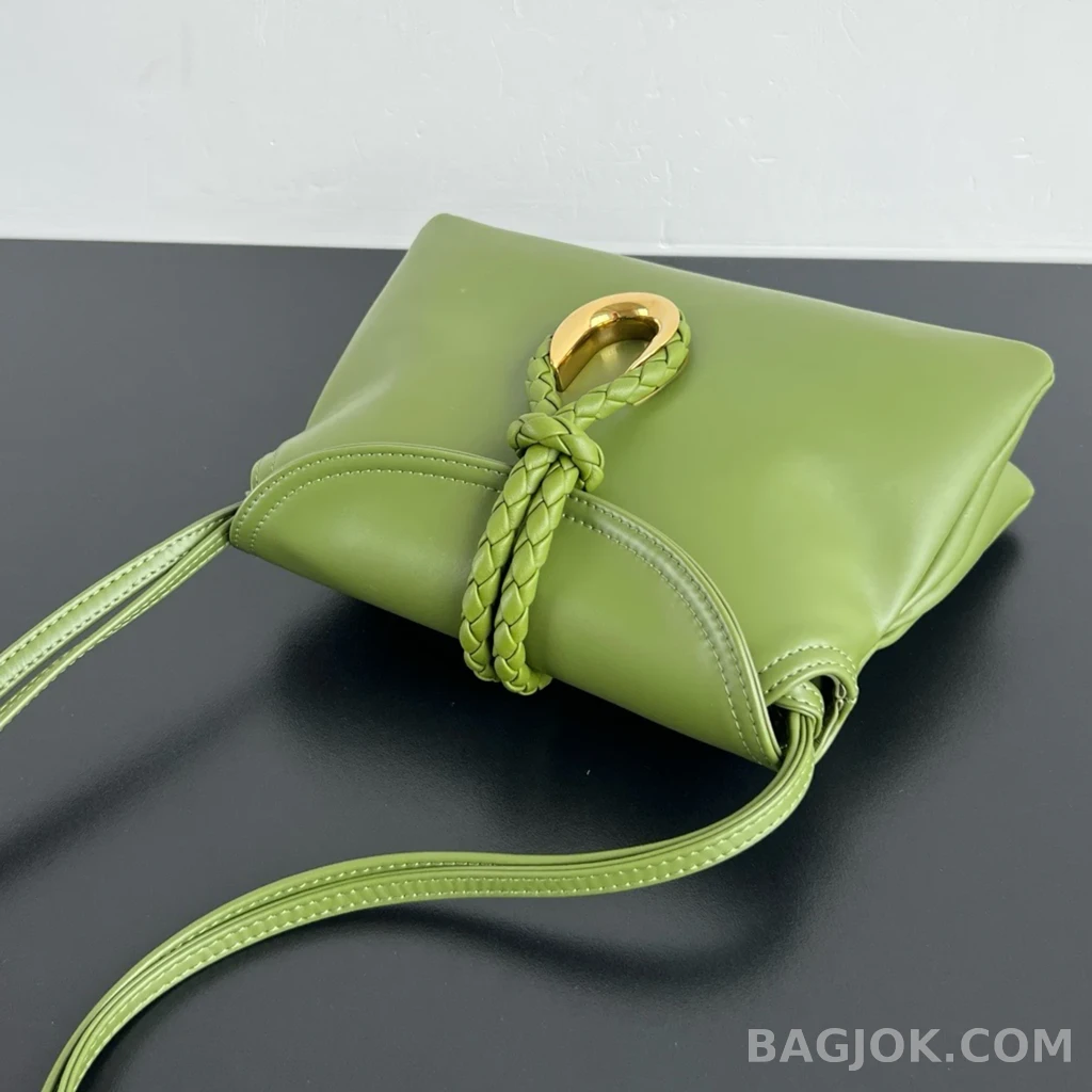 보테가베네타 Bottega Veneta 리베르타 숄더백 베이비 상세 이미지