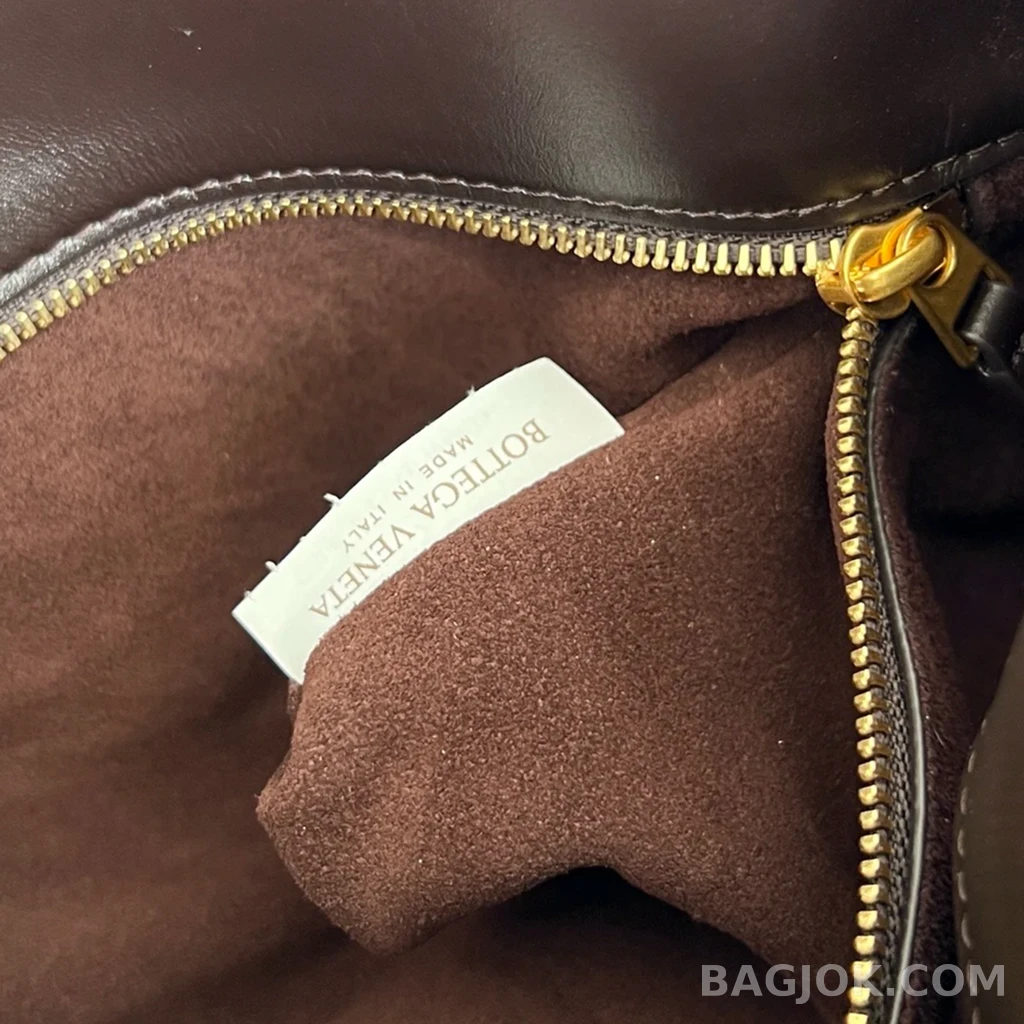 보테가베네타 Bottega Veneta 리베르타 숄더백 미디움 상세 이미지