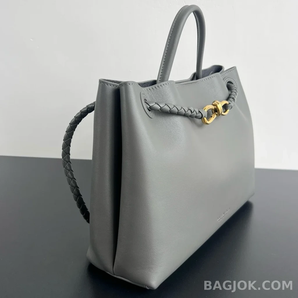 보테가베네타 Bottega Veneta 스무스 레더 안디아모 미디움 상세 이미지