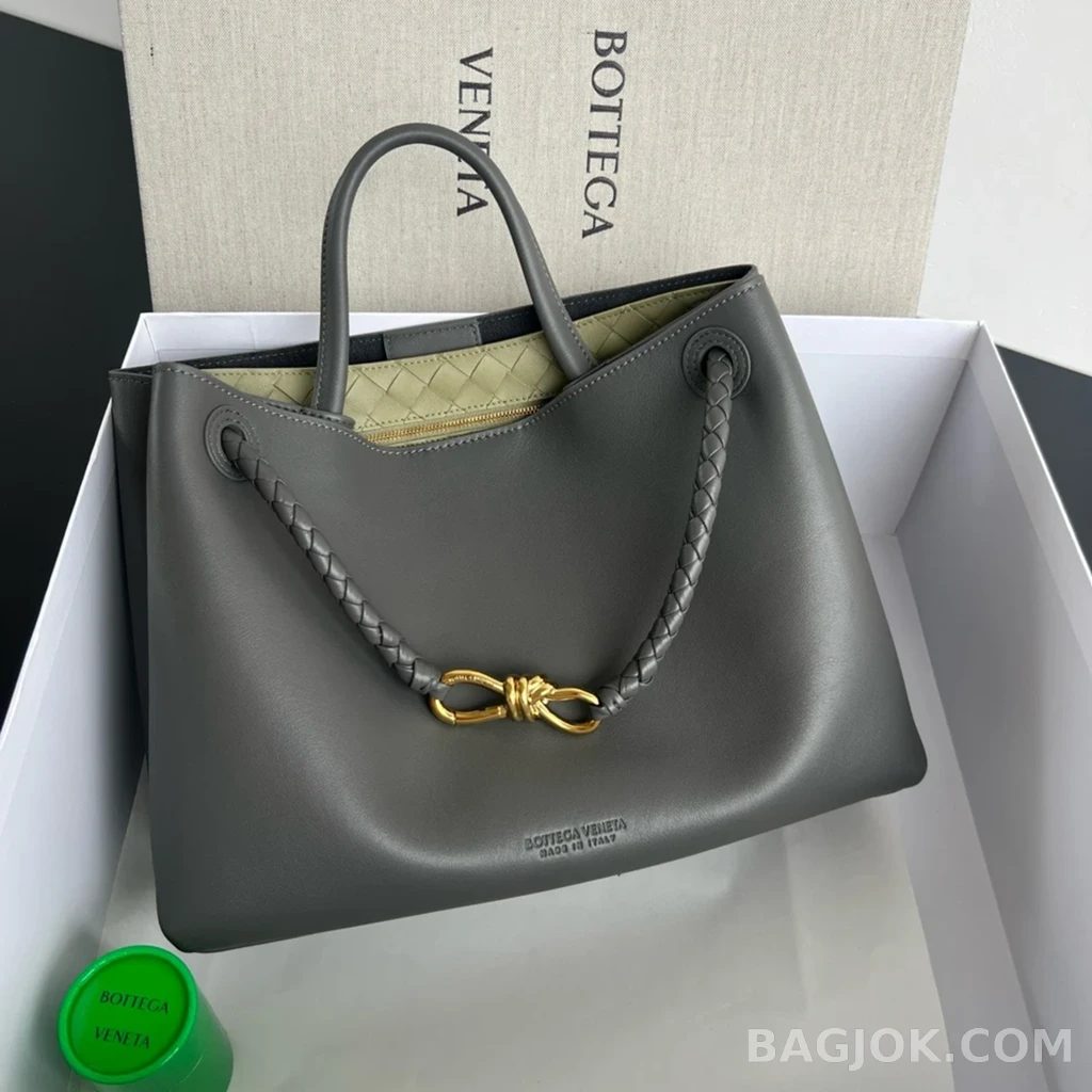 보테가베네타 Bottega Veneta 스무스 레더 안디아모 미디움 상세 이미지