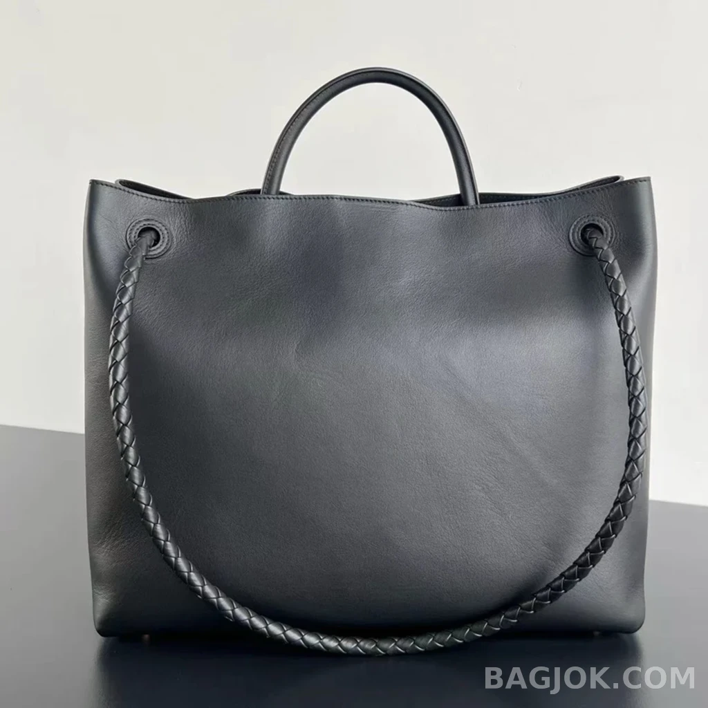 보테가베네타 Bottega Veneta 스무스 레더 안디아모 라지 상세 이미지