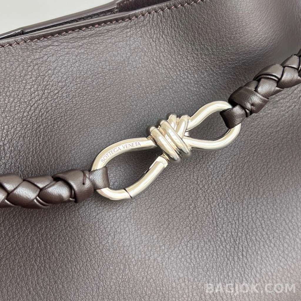 보테가베네타 Bottega Veneta 스무스 레더 안디아모 라지 상세 이미지