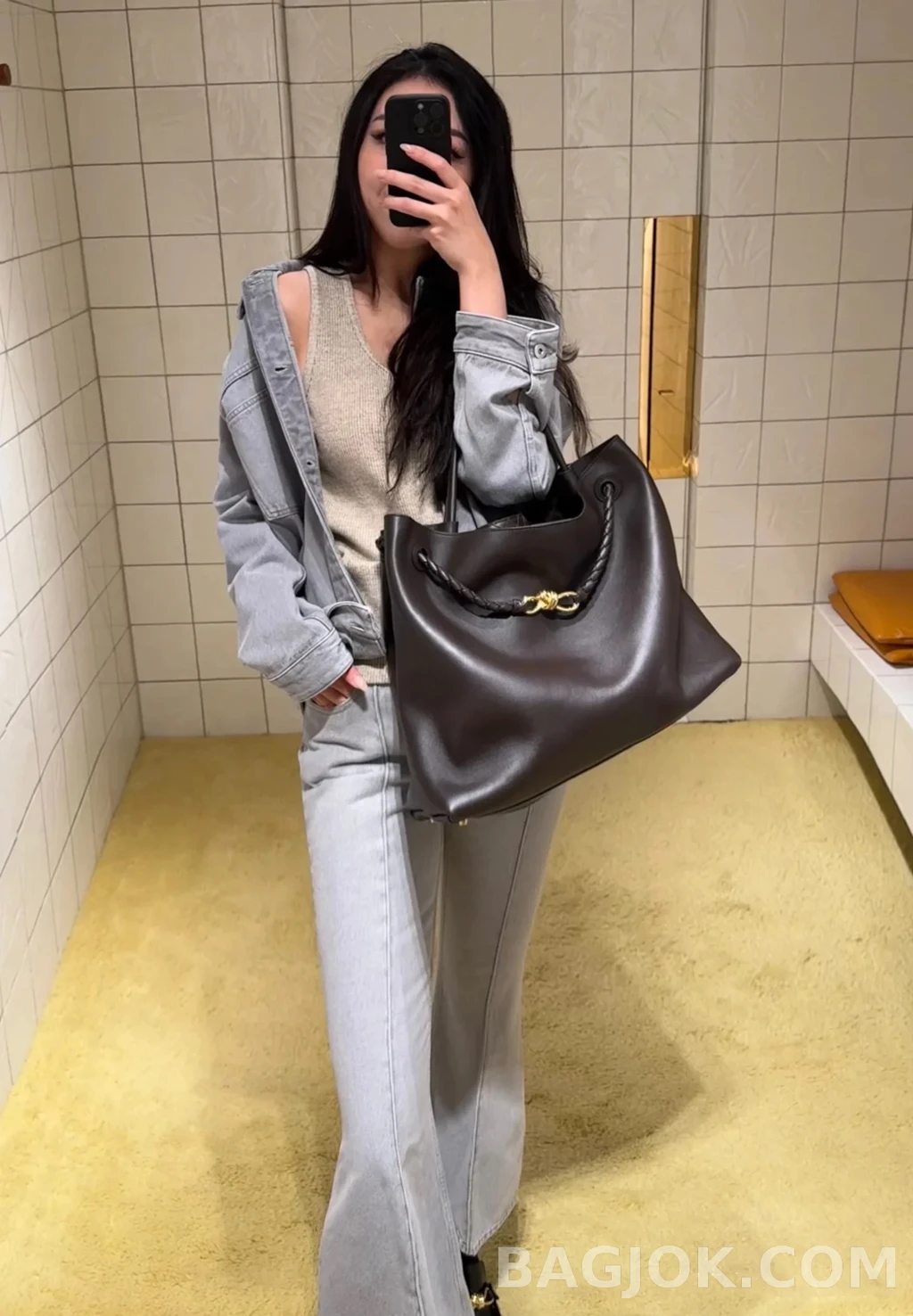 보테가베네타 Bottega Veneta 스무스 레더 안디아모 라지 상세 이미지