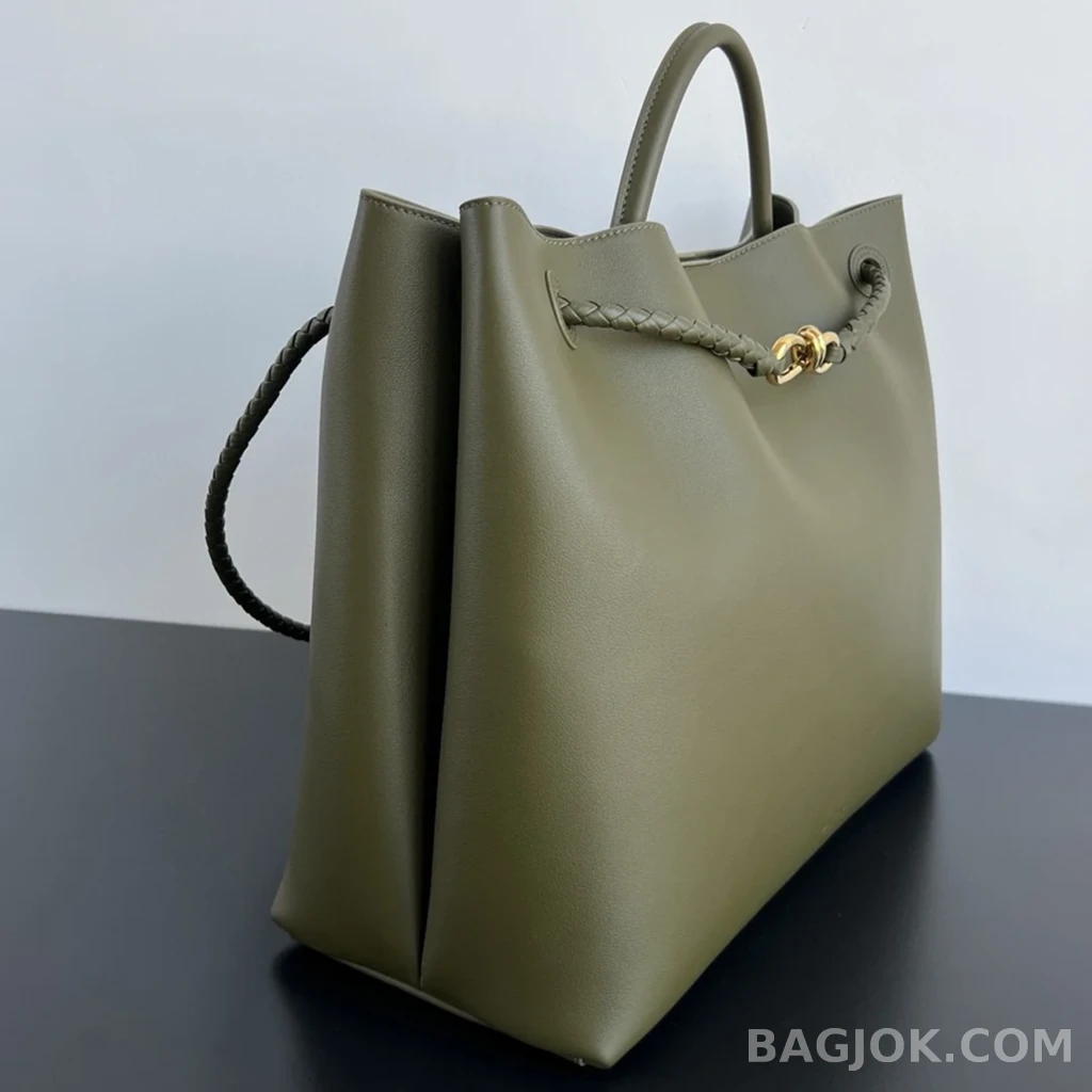 보테가베네타 Bottega Veneta 스무스 레더 안디아모 라지 상세 이미지
