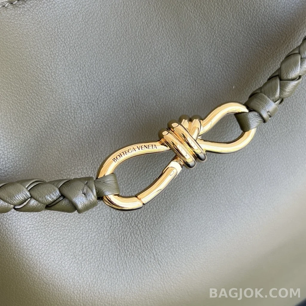보테가베네타 Bottega Veneta 스무스 레더 안디아모 라지 상세 이미지