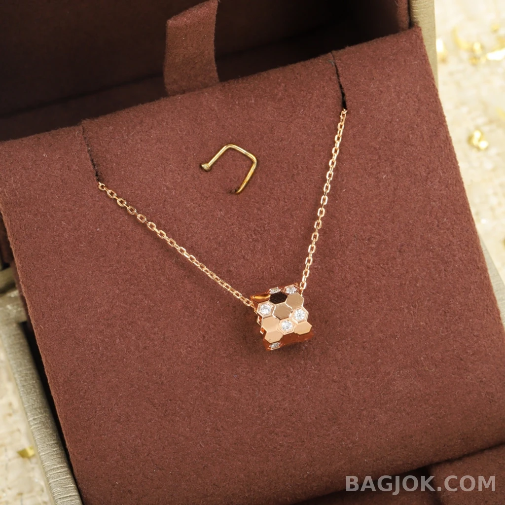쇼메 Chaumet Bee My Love 벌집 목걸이 상세 이미지