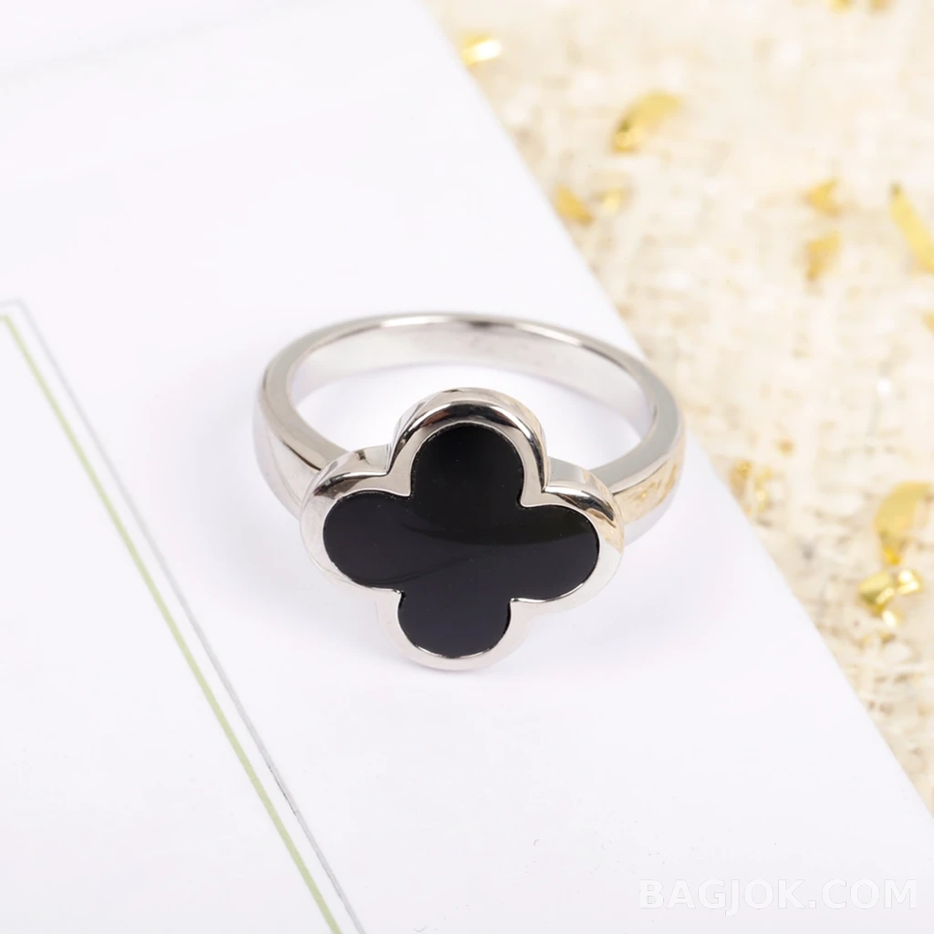 반클리프 아펠 Van Cleef & Arpels Alhambra 반지 상세 이미지