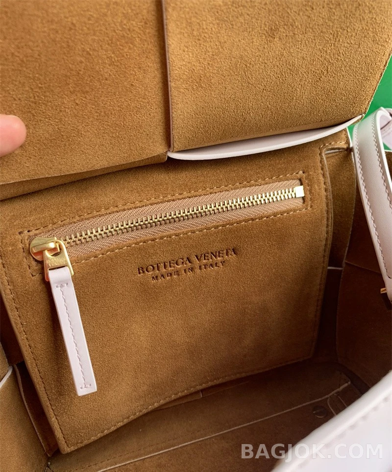 보테가베네타 Bottega Veneta 아르코백 29 상세 이미지