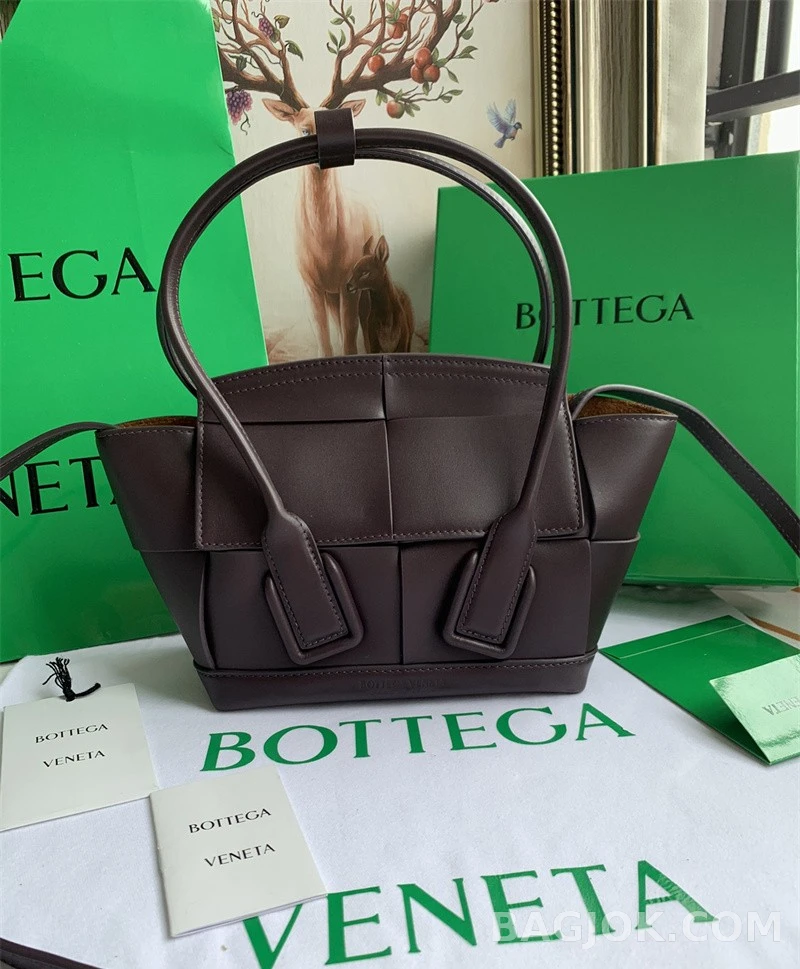 보테가베네타 Bottega Veneta 아르코백 29 상세 이미지