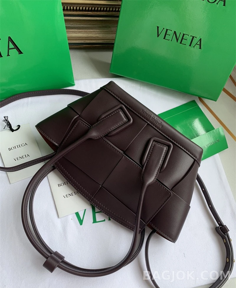 보테가베네타 Bottega Veneta 아르코백 29 상세 이미지