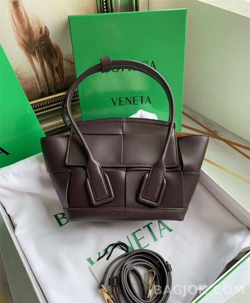 보테가베네타 Bottega Veneta 아르코백 29 상세 이미지