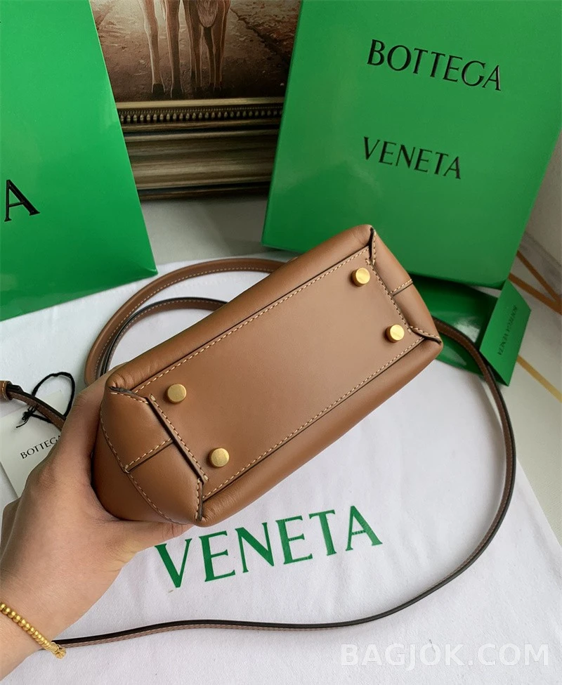 보테가베네타 Bottega Veneta 아르코백 29 상세 이미지