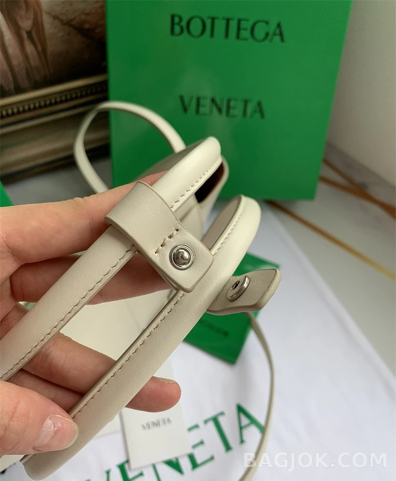보테가베네타 Bottega Veneta 아르코백 29 상세 이미지