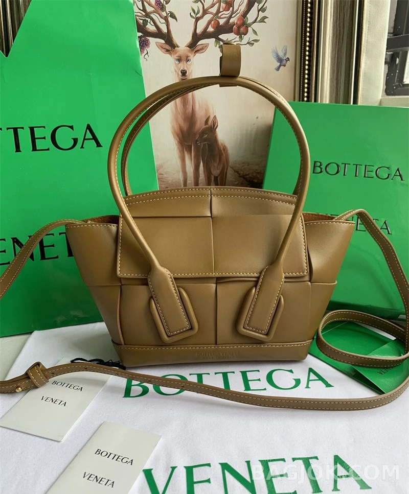 보테가베네타 Bottega Veneta 아르코백 29 상세 이미지
