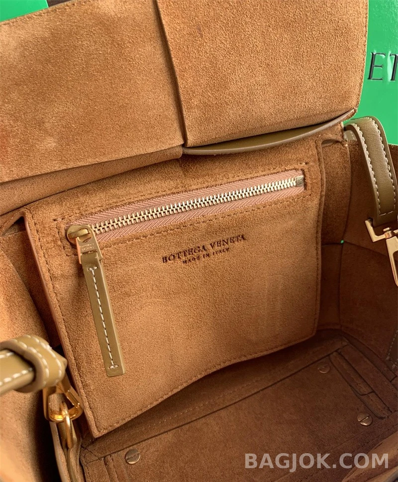 보테가베네타 Bottega Veneta 아르코백 29 상세 이미지