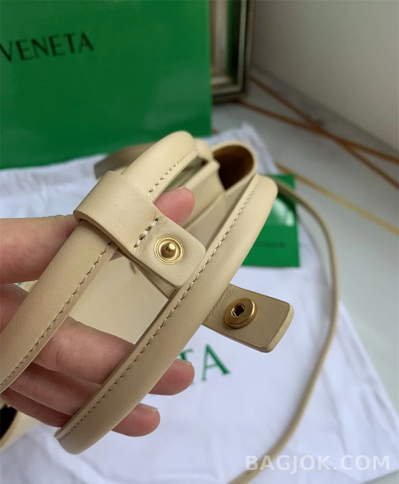 보테가베네타 Bottega Veneta 아르코백 29 상세 이미지