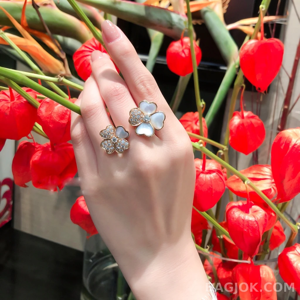 반클리프 아펠 Van Cleef & Arpels Cosmos 반지 상세 이미지