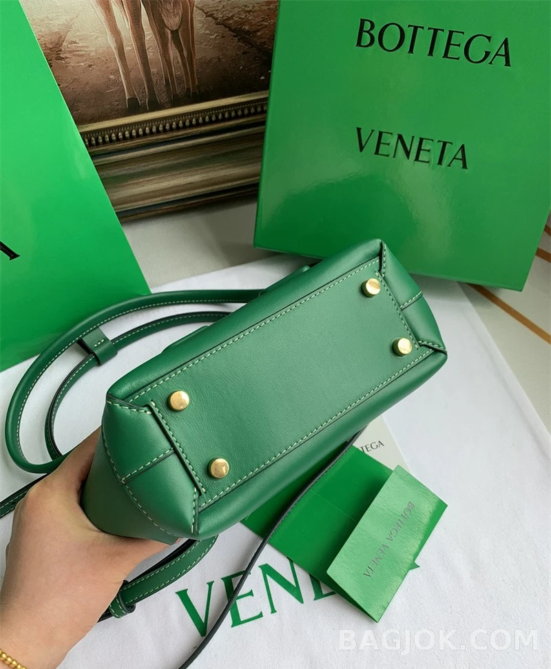 보테가베네타 Bottega Veneta 아르코백 29 상세 이미지