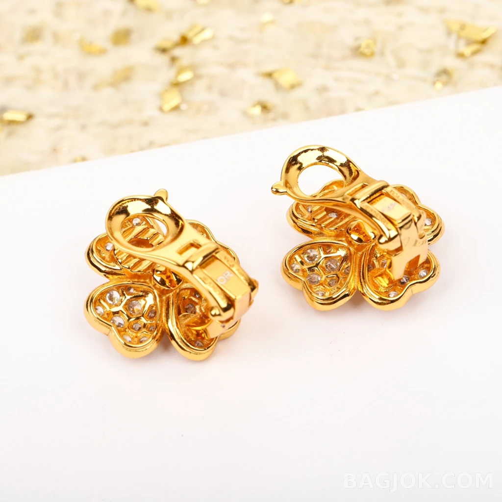 반클리프 아펠 Van Cleef & Arpels Cosmos 귀걸이 상세 이미지