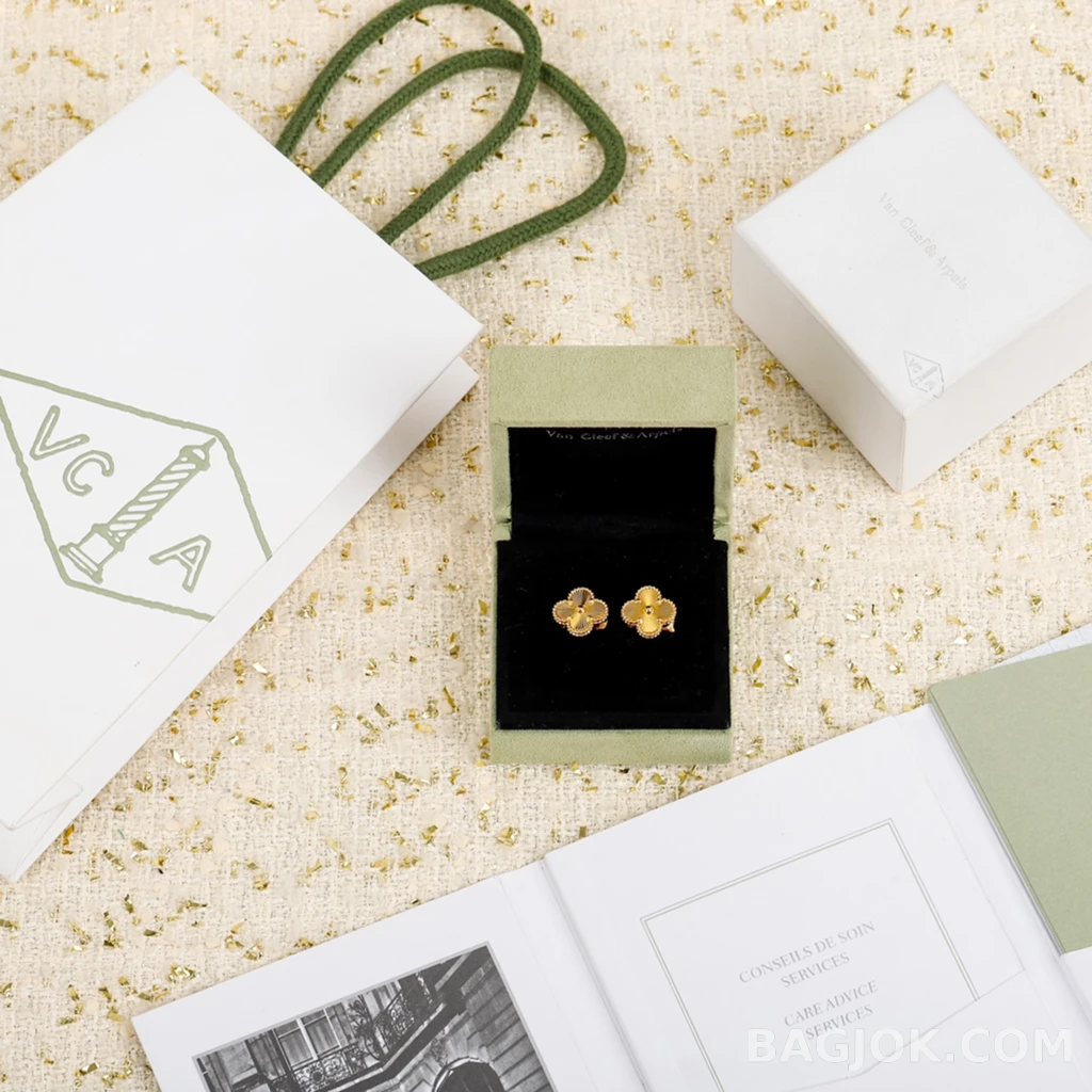 반클리프 아펠 Van Cleef & Arpels Vintage Alhambra 귀걸이 상세 이미지