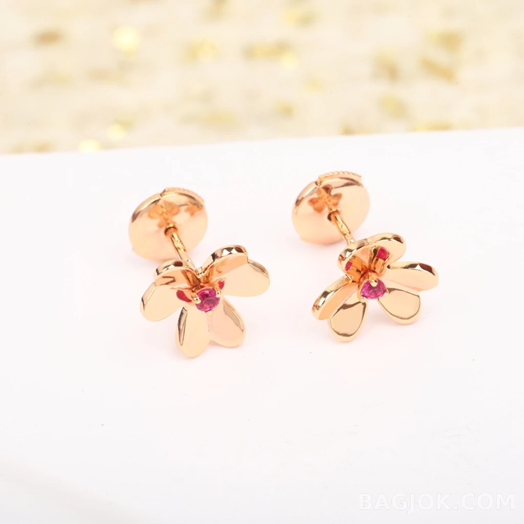 반클리프 아펠 Van Cleef & Arpels Frivole 미니 귀걸이 상세 이미지
