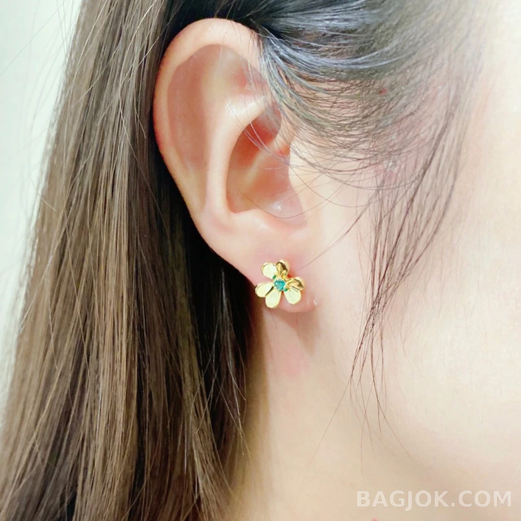 반클리프 아펠 Van Cleef & Arpels Frivole 미니 귀걸이 상세 이미지