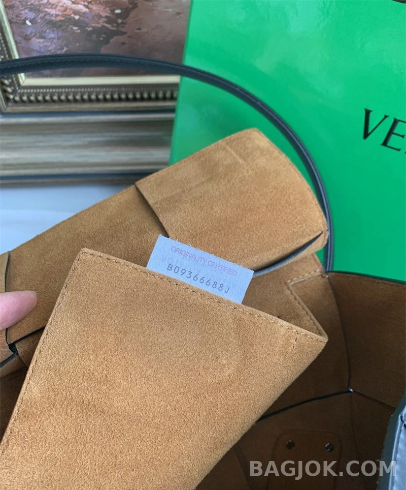 보테가베네타 Bottega Veneta 아르코백 33 ver.1 상세 이미지