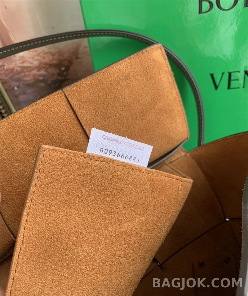 보테가베네타 Bottega Veneta 아르코백 33 ver.1 상세 이미지
