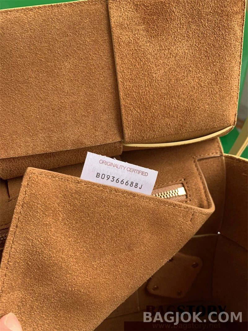 보테가베네타 Bottega Veneta 아르코백 33 ver.1 상세 이미지