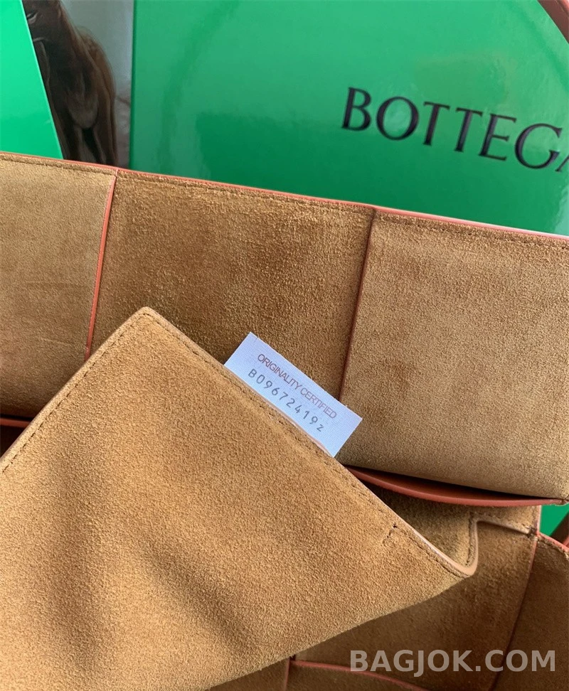 보테가베네타 Bottega Veneta 아르코백 33 ver.2 상세 이미지