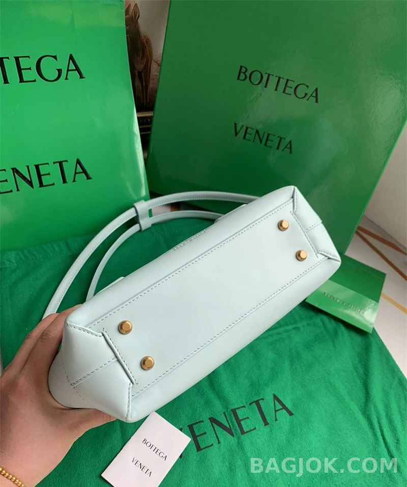 보테가베네타 Bottega Veneta 아르코백 33 ver.2 상세 이미지