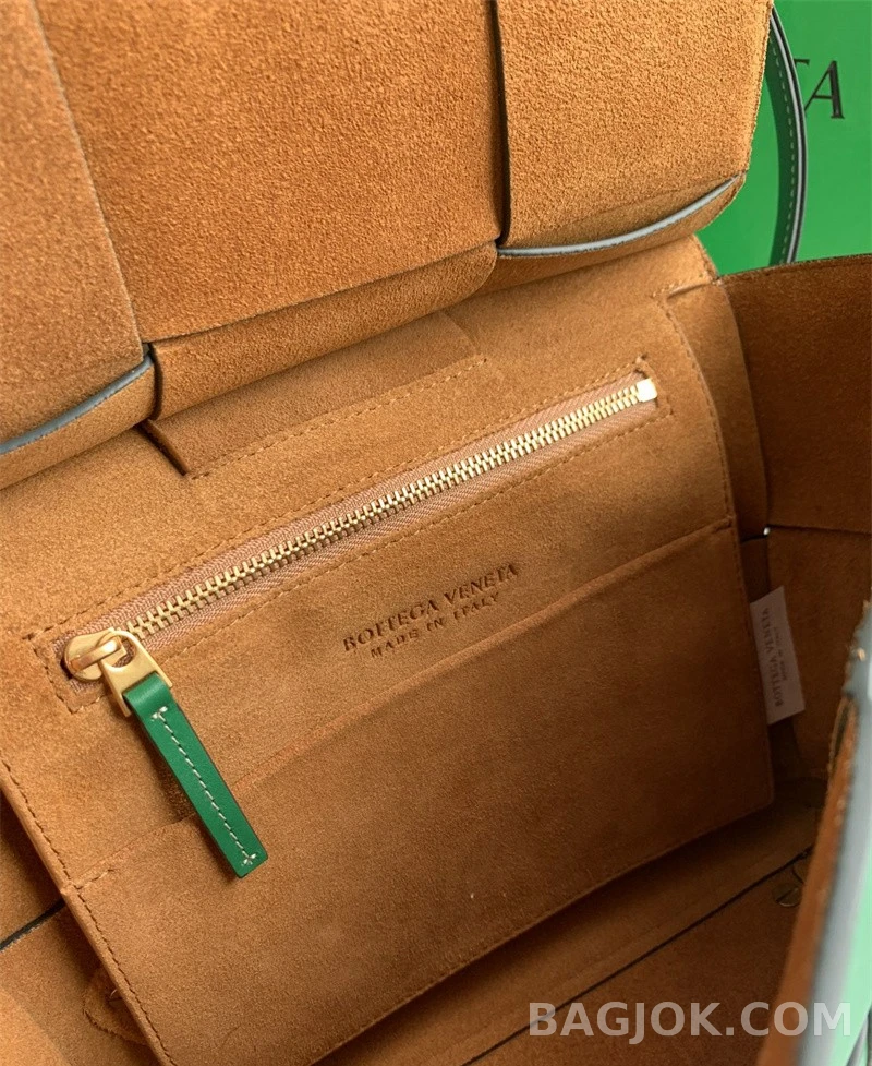 보테가베네타 Bottega Veneta 아르코백 33 ver.2 상세 이미지