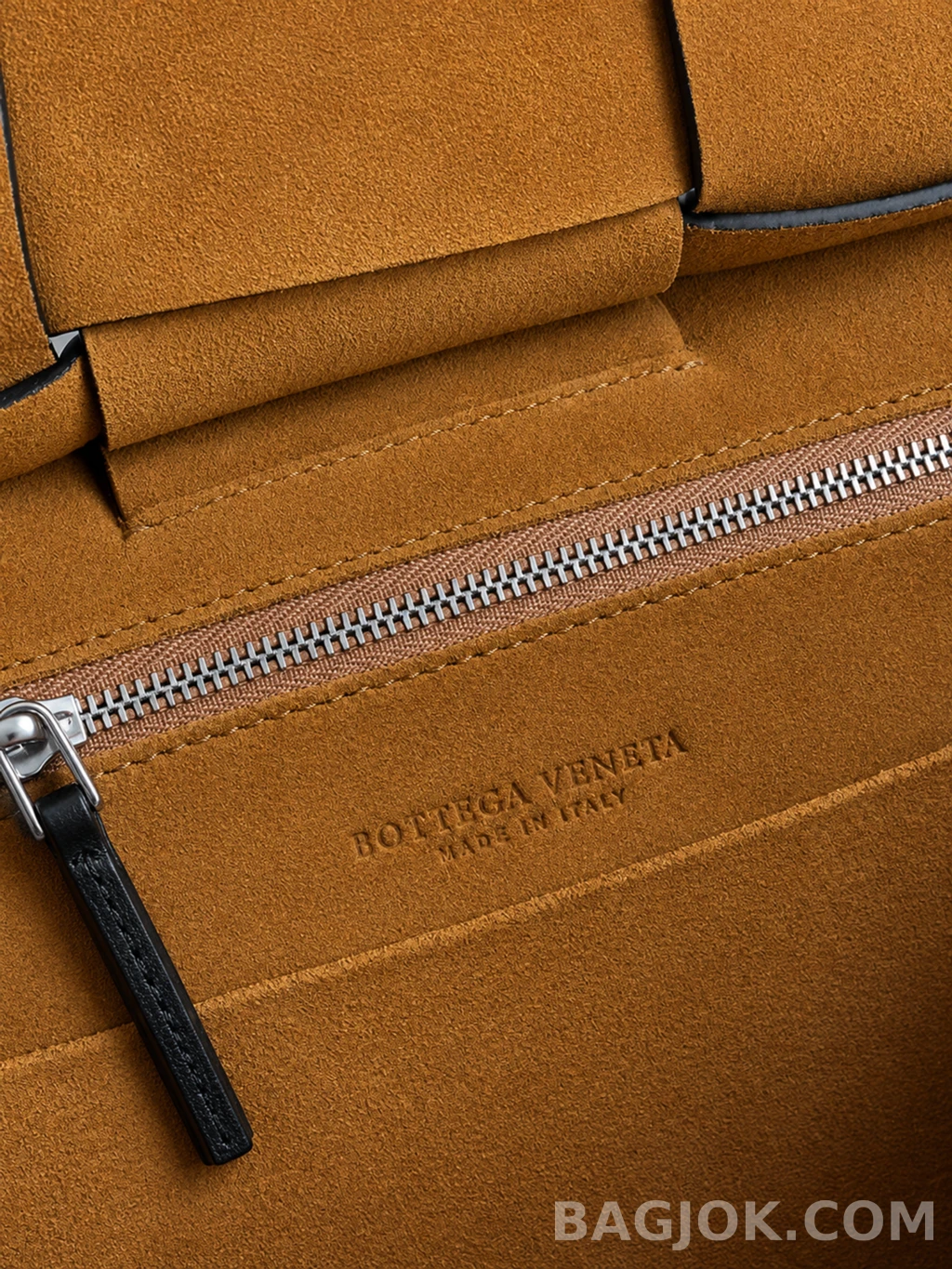 보테가베네타 Bottega Veneta 아르코백 33 그레인레더 상세 이미지