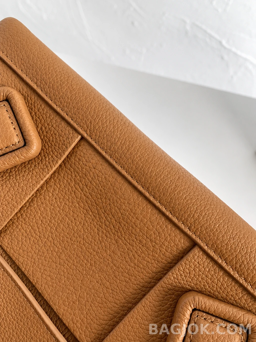 보테가베네타 Bottega Veneta 아르코백 33 그레인레더 상세 이미지
